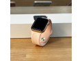 Apple Watch SE 44mm Gold слайд 1