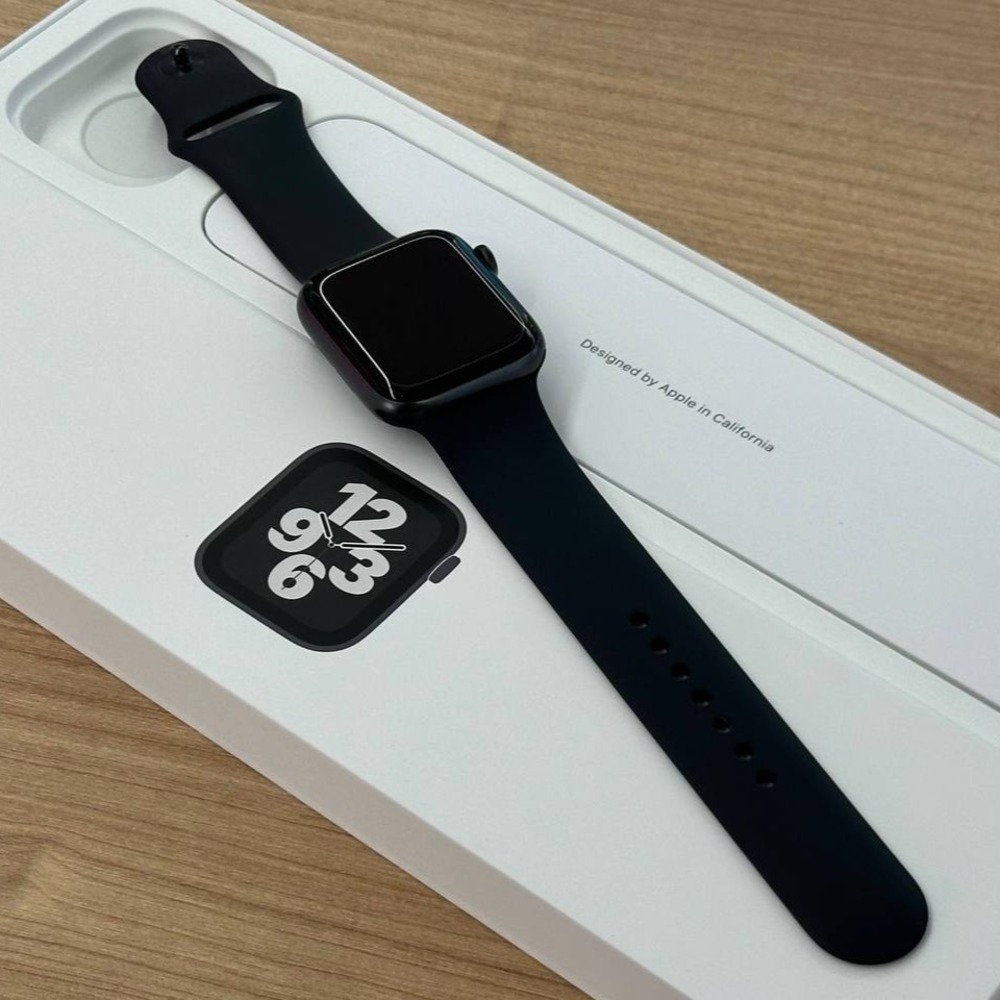 Apple Watch SE 44mm Space Gray картинка 4