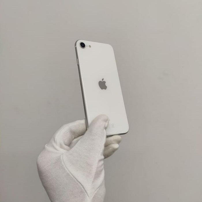 iPhone SE 2020 64GB Белый (Отличный) картинка 1