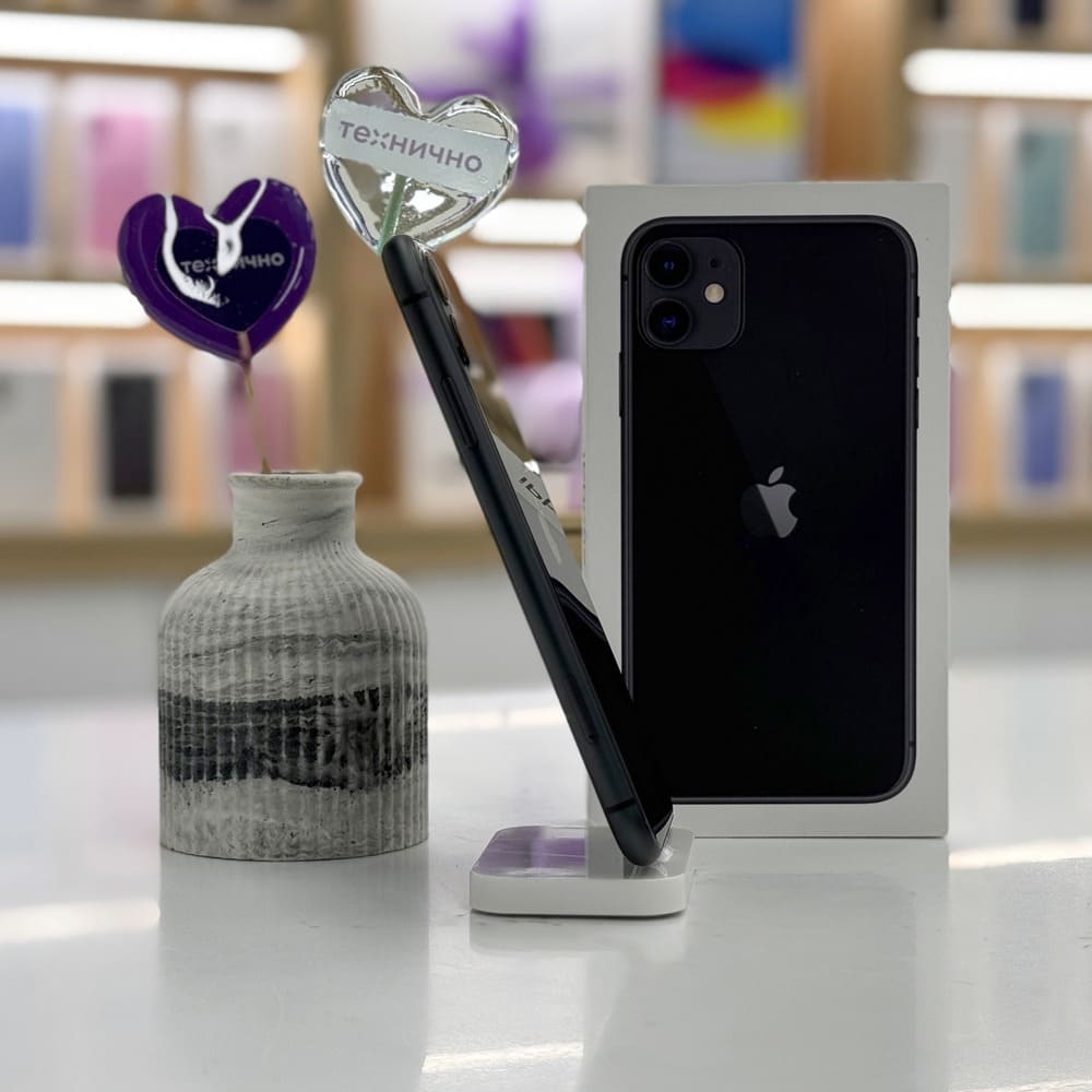 iPhone 11 64GB Черный б/у картинка 2