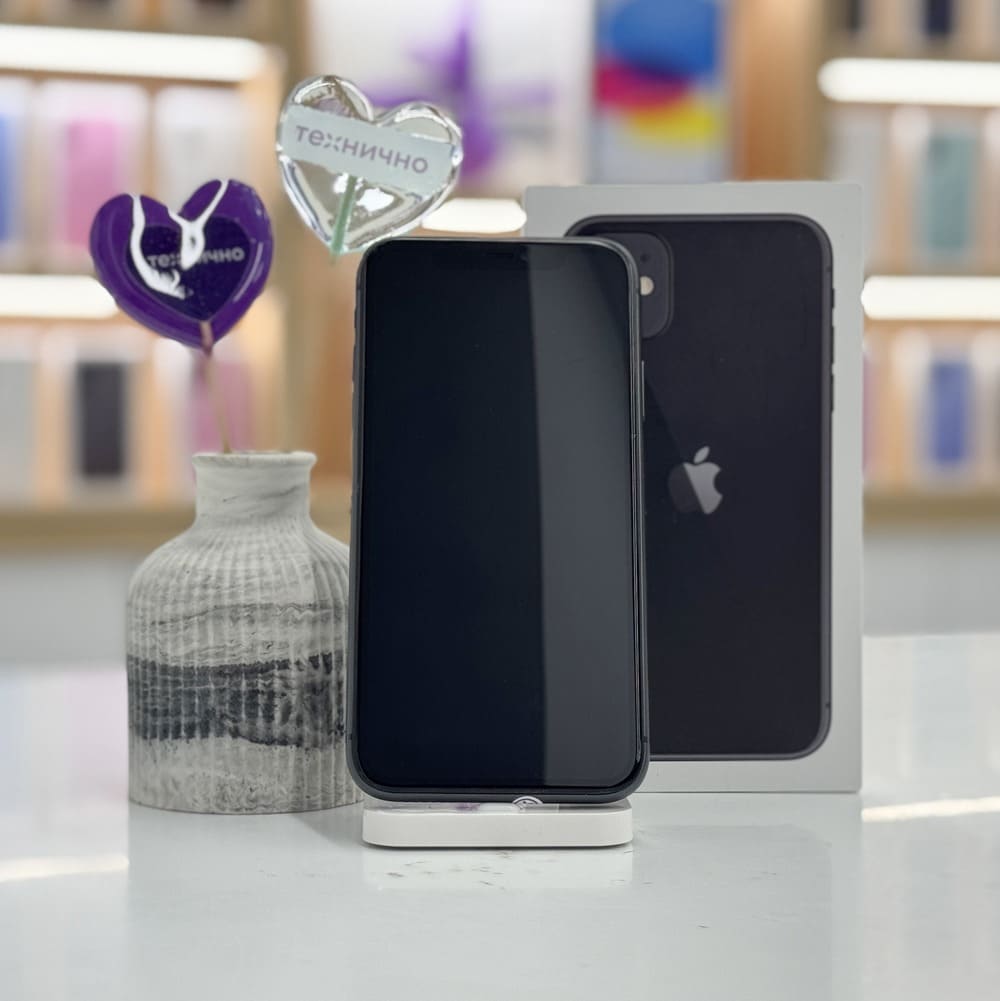 iPhone 11 64GB Черный б/у картинка 4