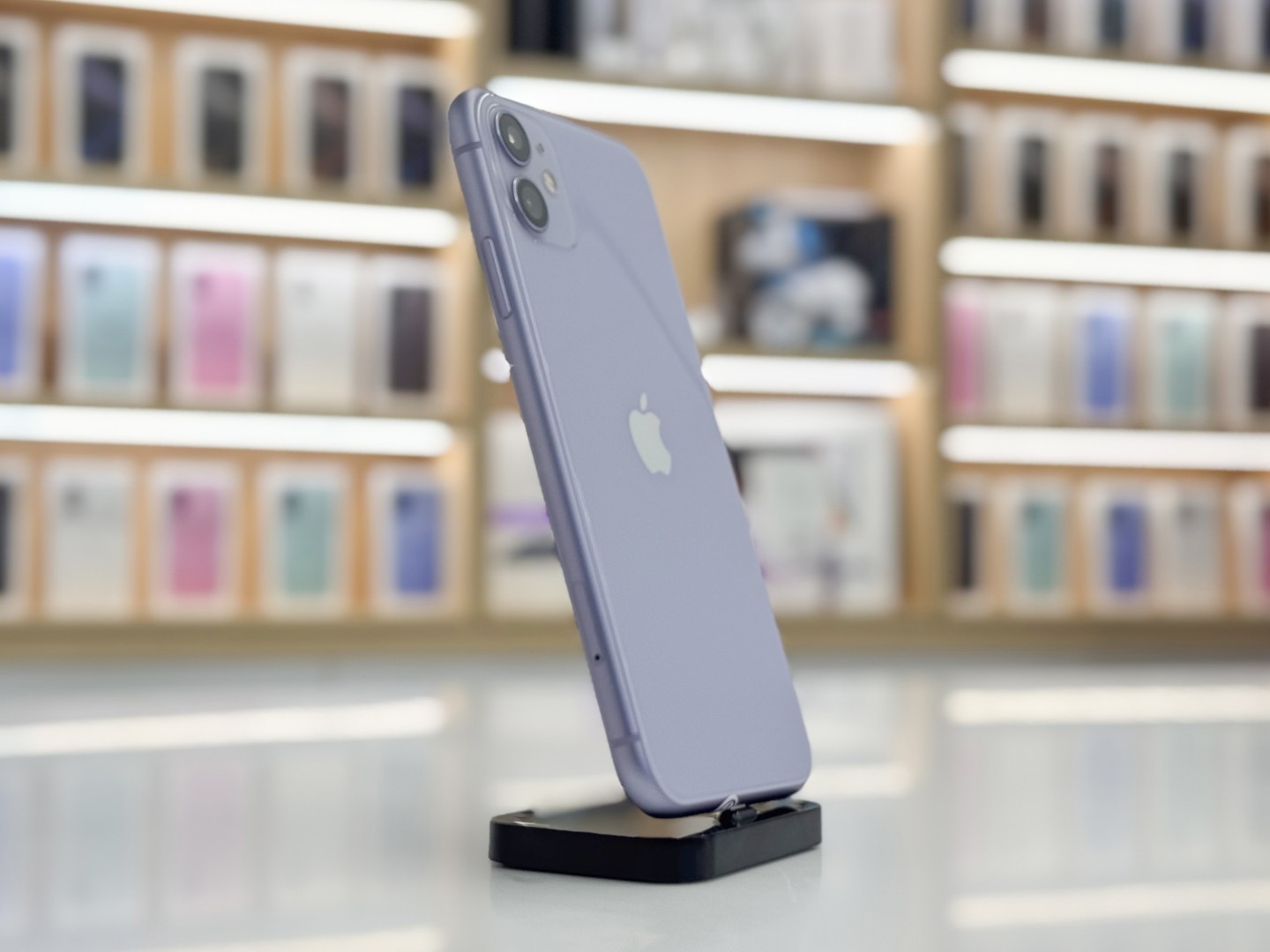 iPhone 11 128GB Фиолетовый б/у картинка 5