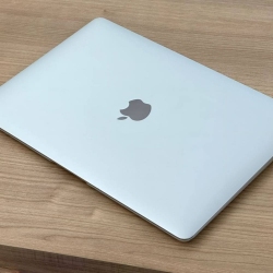 MacBook Air 2020 M1 13 A2337 Silver б/у