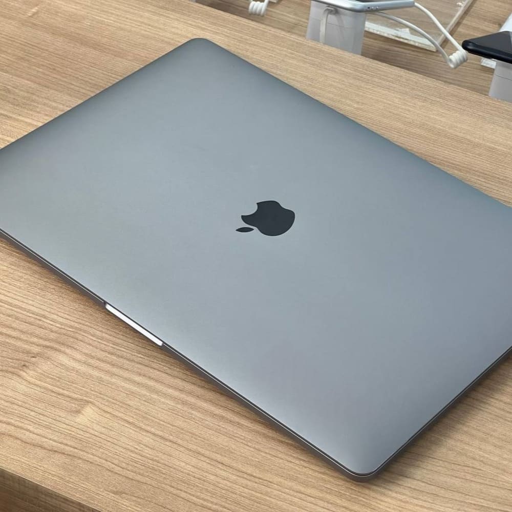 Apple MacBook Pro 15'' Touch Bar A1707 Space Gray картинка 3