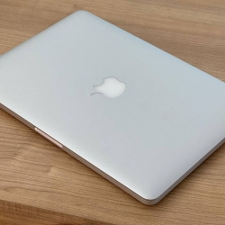 MacBook Pro 13 2015 A1502 Silver — SSD 128Gb, Core i5, 2,7GHz, RAM 8Gb