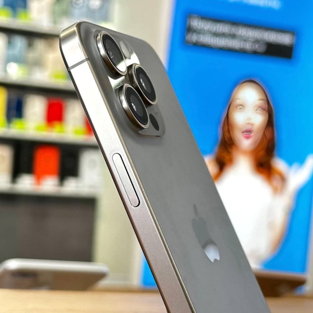 iPhone 16 Pro Max 256Gb Natural Titanium (Новый, витринный образец, активирован) картинка 4