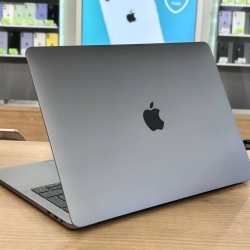 MacBook Pro 13' A1708 Space Gray — SSD 256Gb, RAM 8Gb