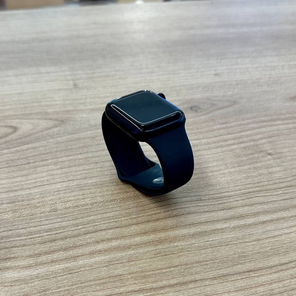 Apple Watch SE (2022) 44mm Midnight картинка 4