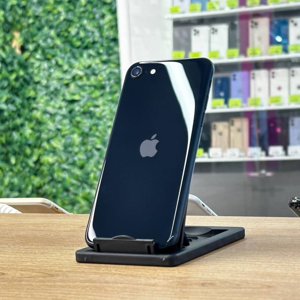 iPhone SE (2022) 128Gb Black картинка 1