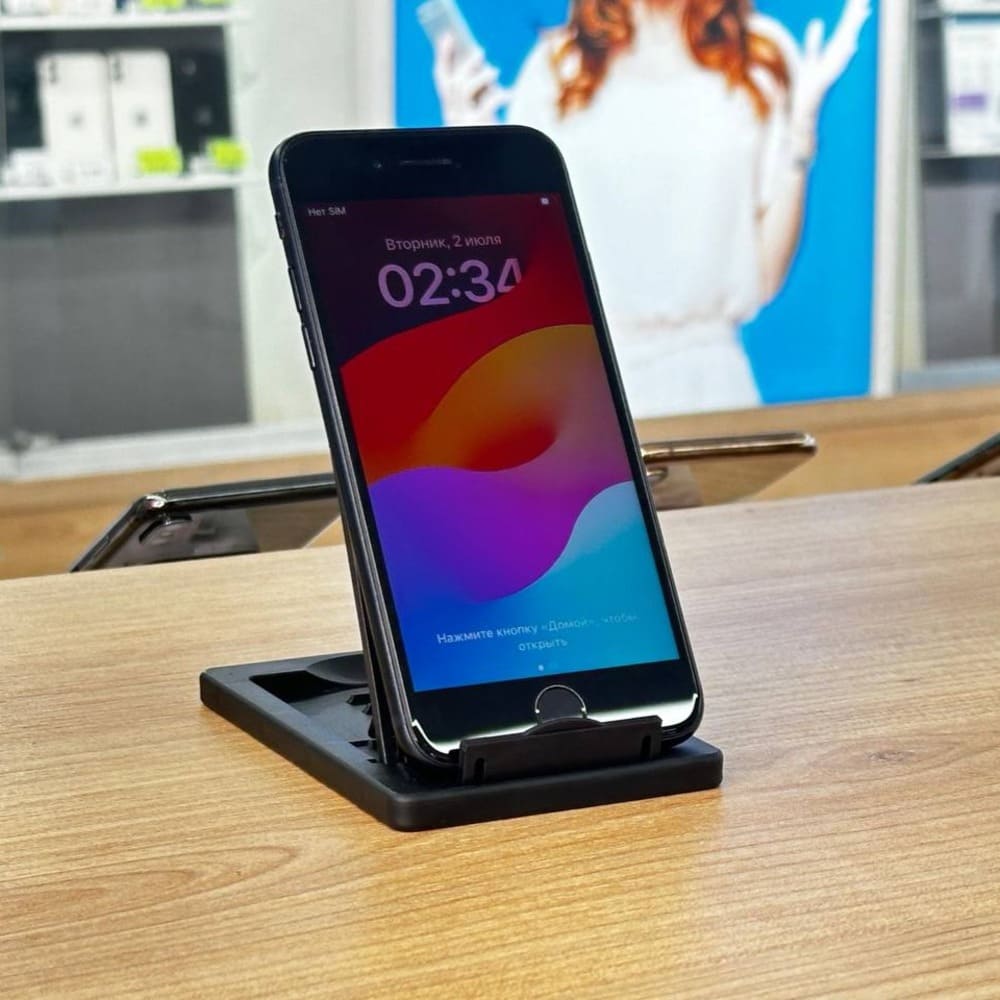 iPhone SE (2022) 128Gb Black картинка 2