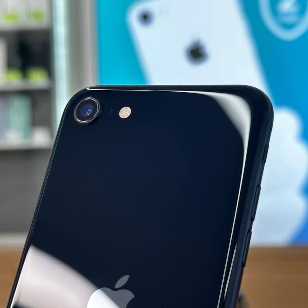 iPhone SE (2022) 128Gb Black картинка 4