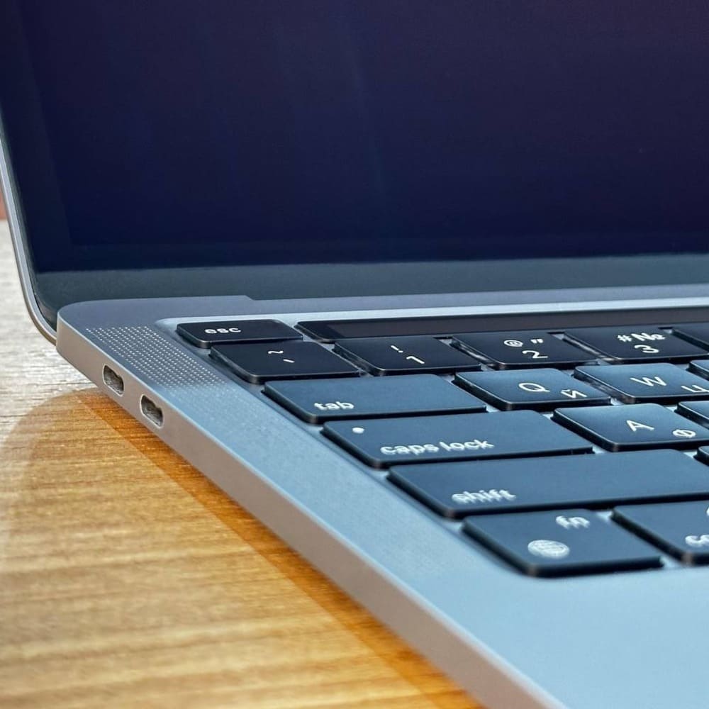 MacBook Pro 2020 M1 13 A2338 Space Gray — SSD 256Gb, M1, RAM 8Gb картинка 3