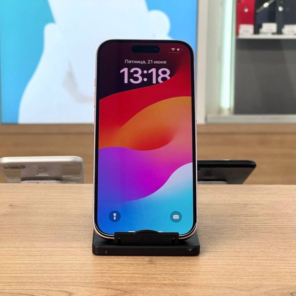 iPhone 15 128Gb Pink картинка 3
