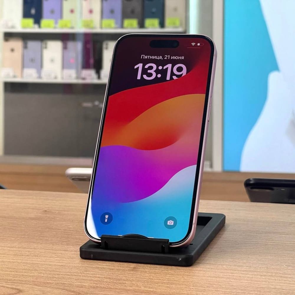 iPhone 15 128Gb Pink картинка 4