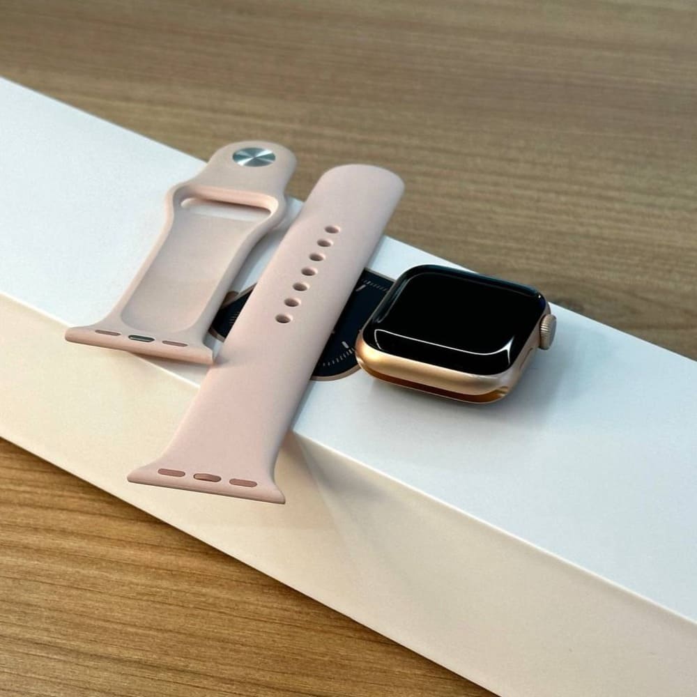 Apple Watch Series 6 40mm Gold картинка 2