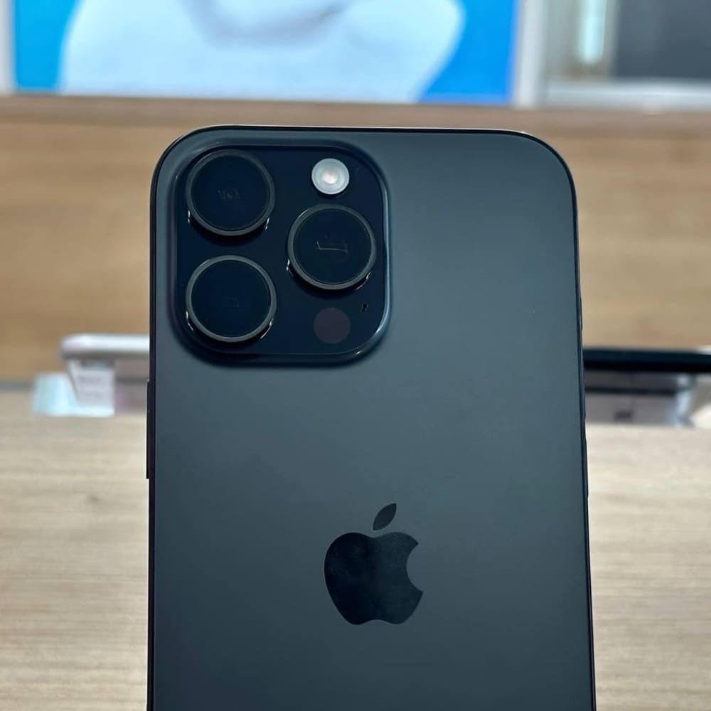 iPhone 16 Pro Max 256GB Black Titanium картинка 5