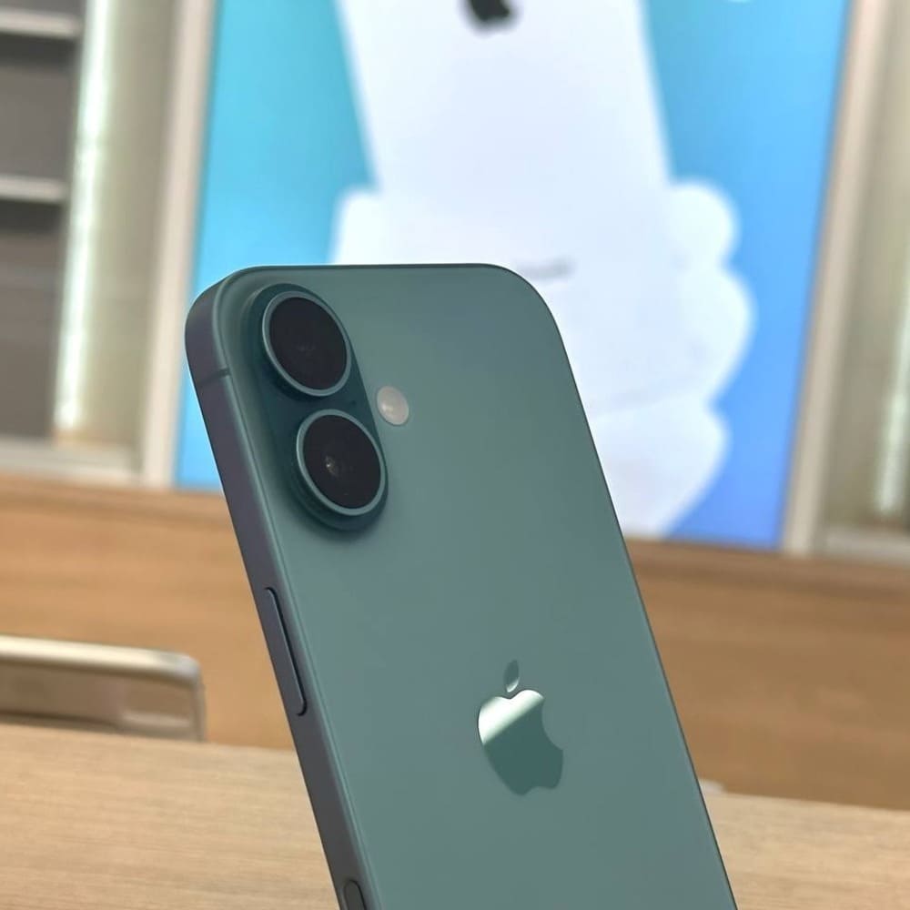 iPhone 16 128Gb Teal картинка 3