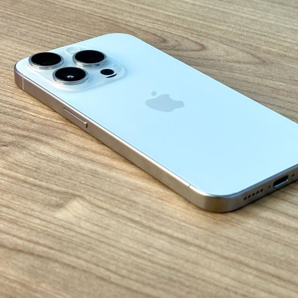 iPhone 16 Pro 128Gb White Titanium картинка 4