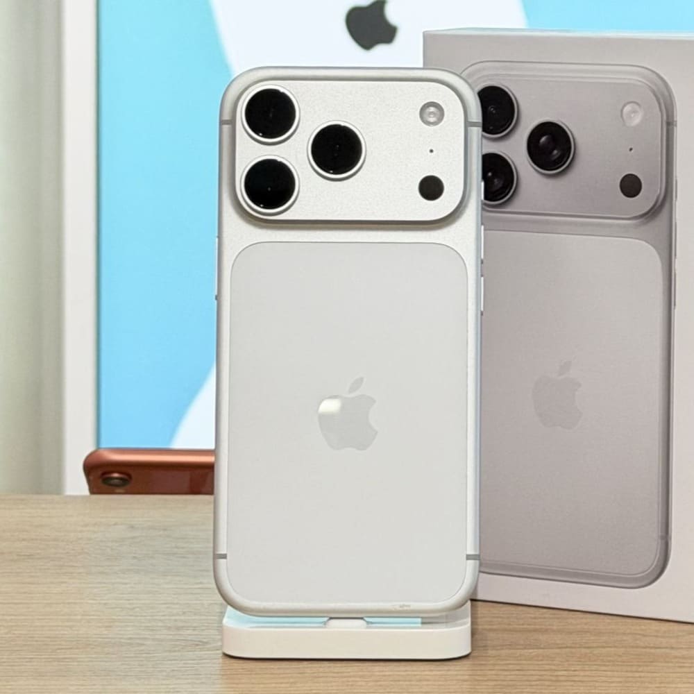 iPhone 17 Pro 512Gb Silver (Новый, витринный образец) картинка 1
