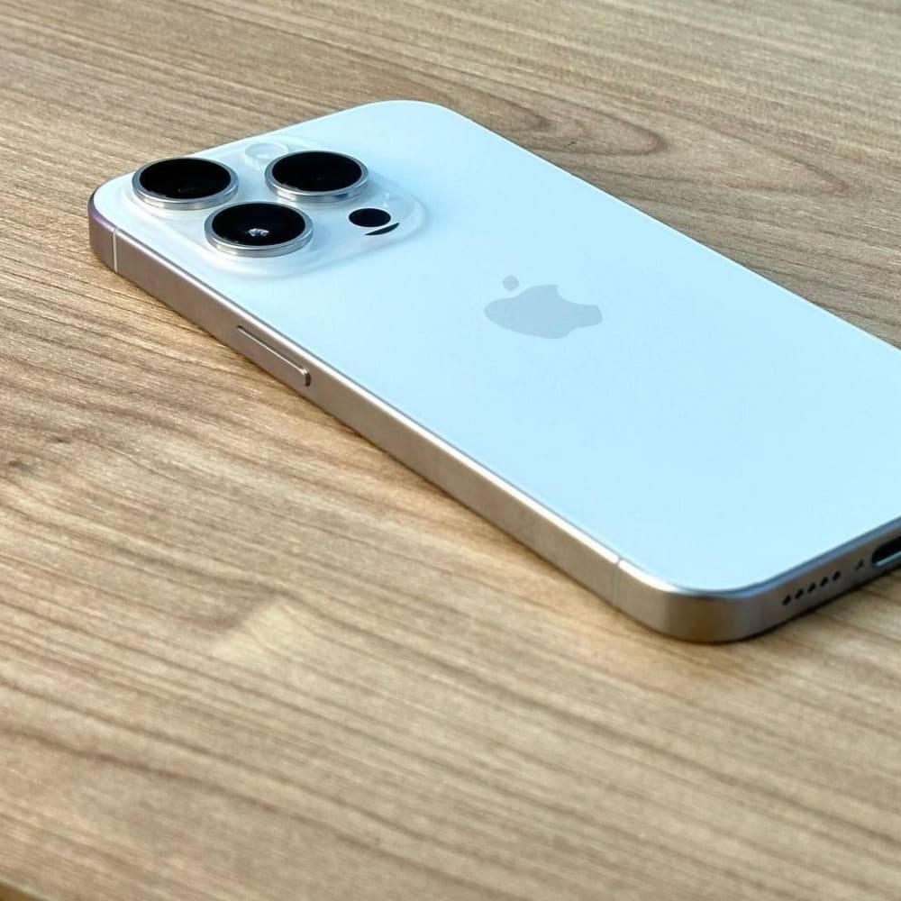 iPhone 15 Pro 128Gb Белый Титан картинка 4