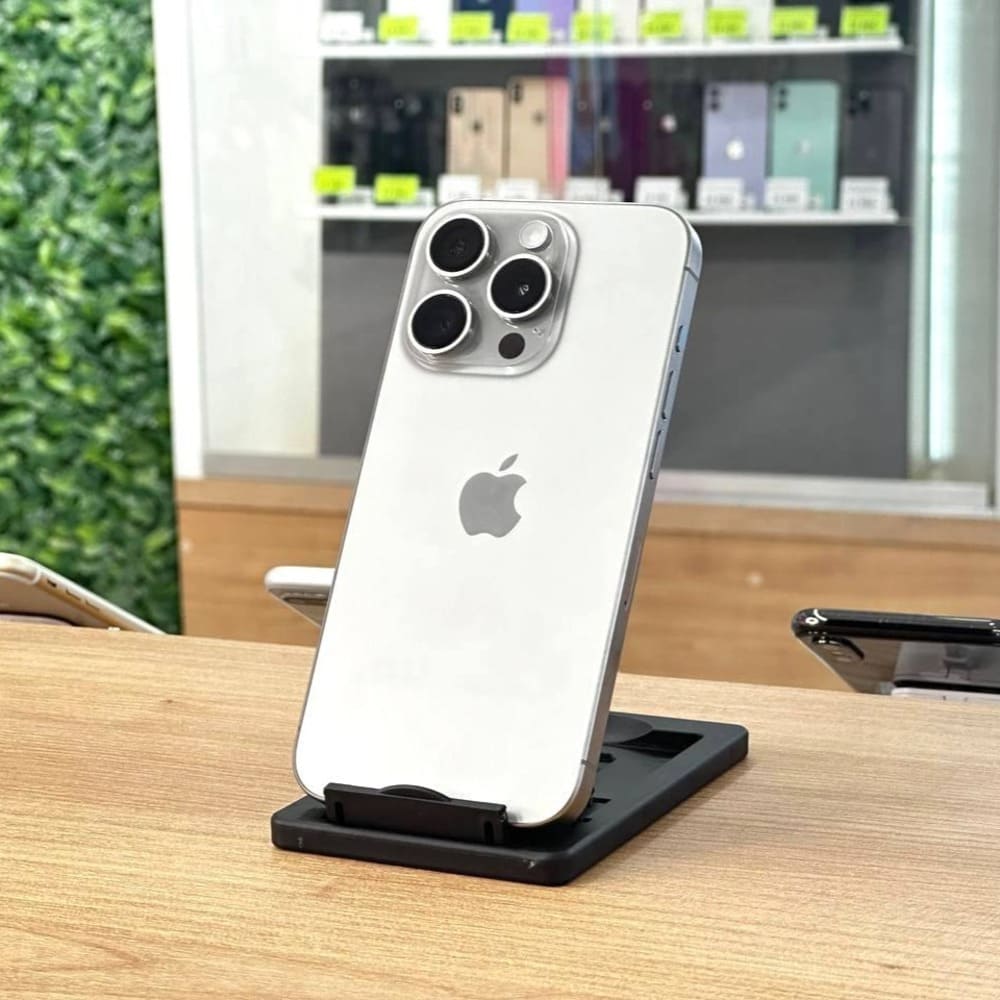 iPhone 15 Pro 256Gb Натуральный Титан картинка 3