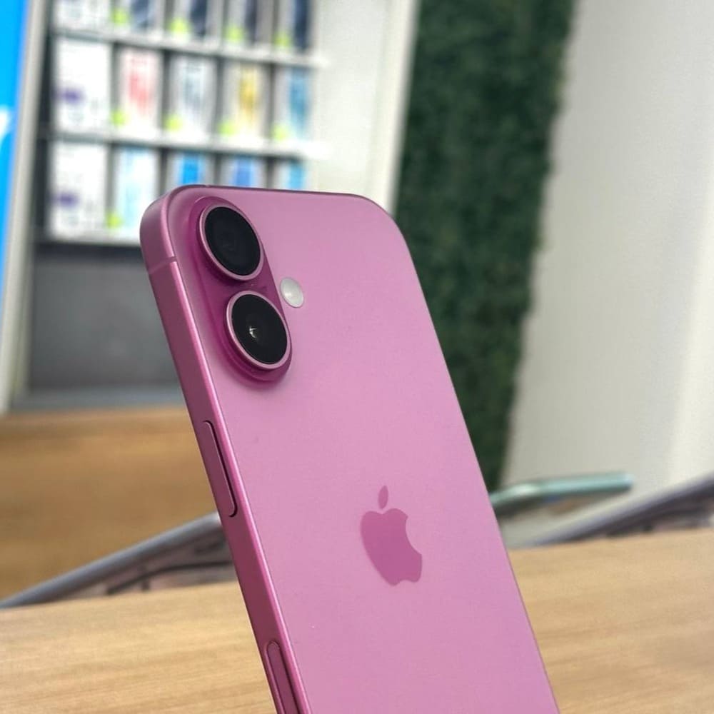 iPhone 16 Plus 128GB Pink картинка 3